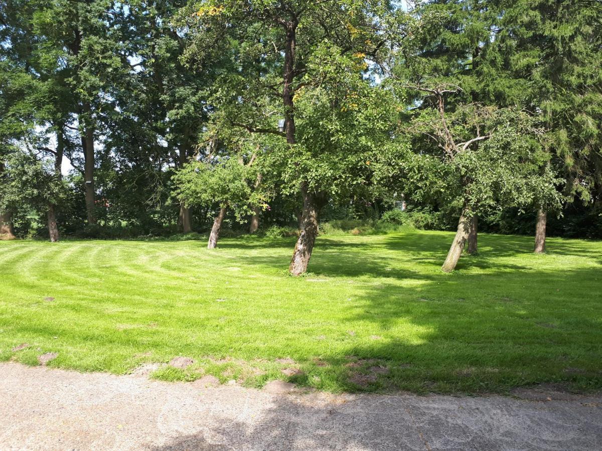 Ferienwohnung Auf Einem Gutshof Nordenham Bagian luar foto