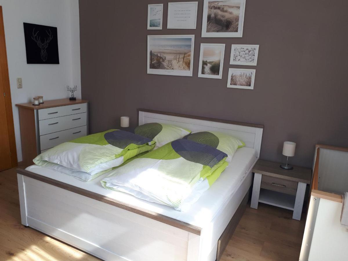 Ferienwohnung Auf Einem Gutshof Nordenham Bagian luar foto